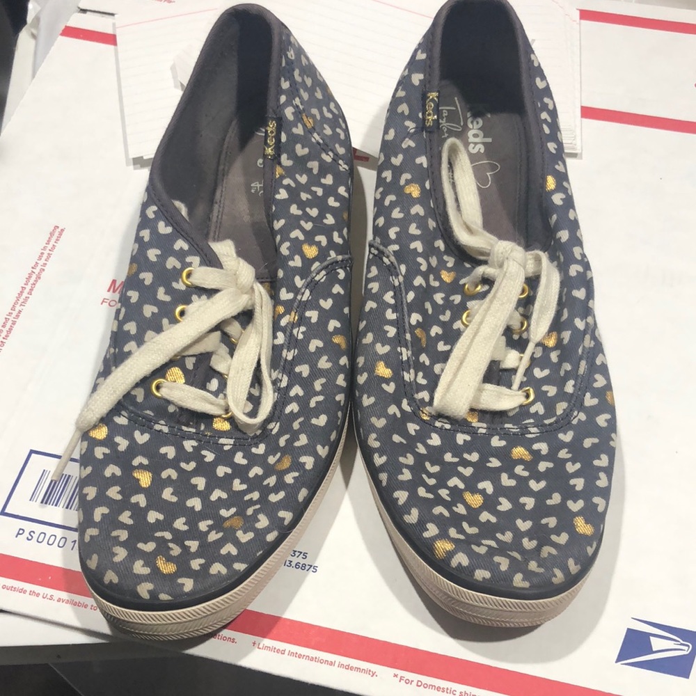Keds Canvas Shoes Hearts Taylor Swift Size 7.5